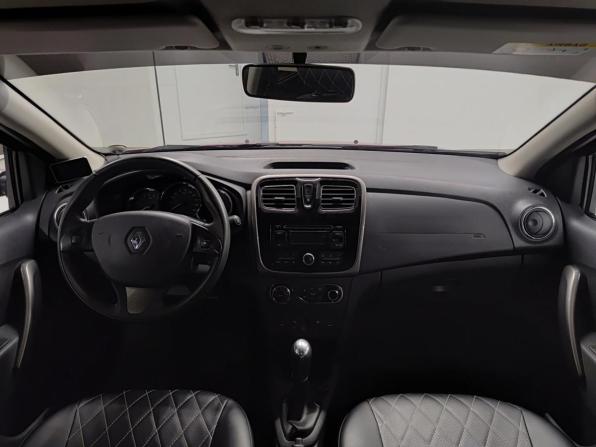 Renault Sandero II с пробегом 2016 года, цена 817 000 рублей, 84146 км, хэтчбек, Автокод Объявления