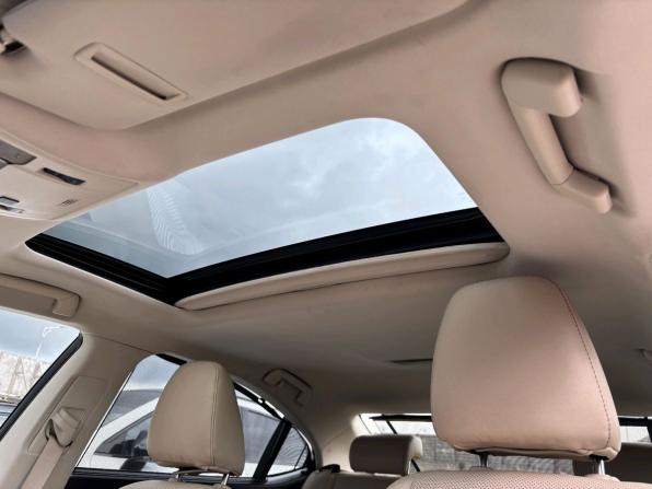 Lexus ES VI Рестайлинг с пробегом 2015 года, цена 2 590 000 рублей, 129000 км, седан, Автокод Объявления