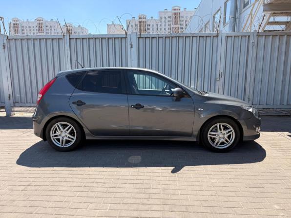 Hyundai i30 I Рестайлинг с пробегом 2011 года, цена 695 000 рублей, 229312 км, хэтчбек, Автокод Объявления