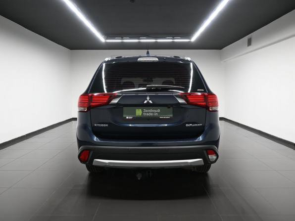 Mitsubishi Outlander III Рестайлинг 2 с пробегом 2017 года, цена 1 845 000 рублей, 156996 км, внедорожник, Автокод Объявления