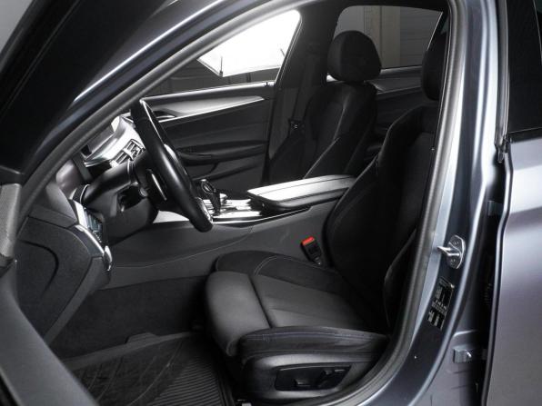 BMW 5 серии VII (G30/G31/G38) с пробегом 2019 года, цена 3 849 000 рублей, 63412 км, седан, Автокод Объявления