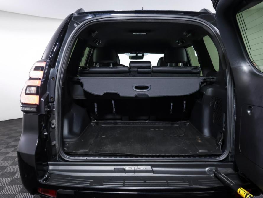 Toyota Land Cruiser Prado 150 Series Рестайлинг 3 Москва  - изображение 9