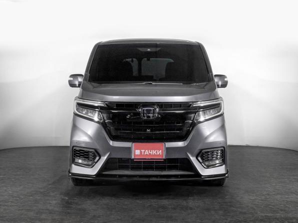 Honda Stepwgn V Рестайлинг с пробегом 2020 года, цена 2 600 000 рублей, 26544 км, минивэн, Автокод Объявления