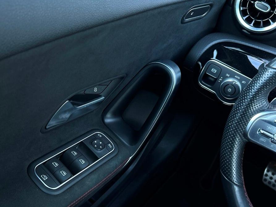 Mercedes-Benz A-Класс IV (W177) Санкт-Петербург  - изображение 18