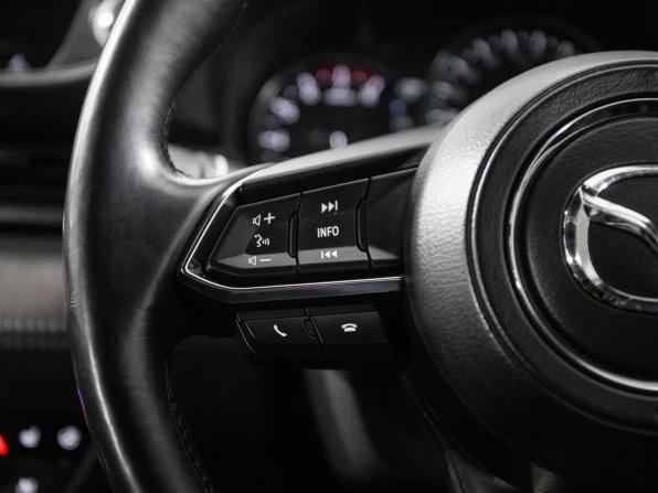 Mazda Atenza III Рестайлинг 2 с пробегом 2018 года, цена 2 400 000 рублей, 108960 км, седан, Автокод Объявления