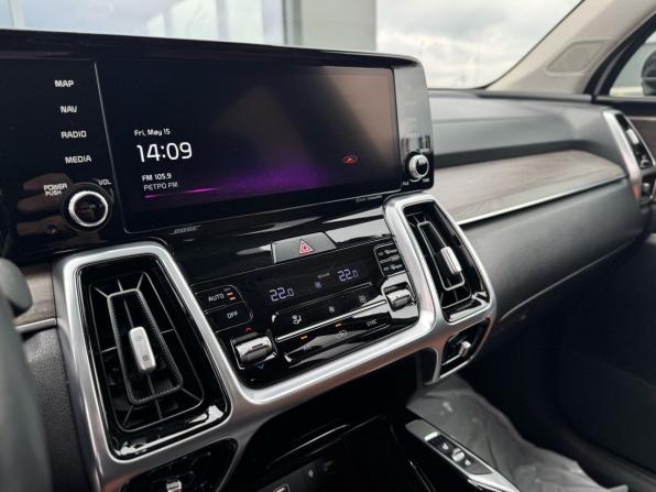 Kia Sorento IV с пробегом 2022 года, цена 4 200 000 рублей, 64778 км, внедорожник, Автокод Объявления