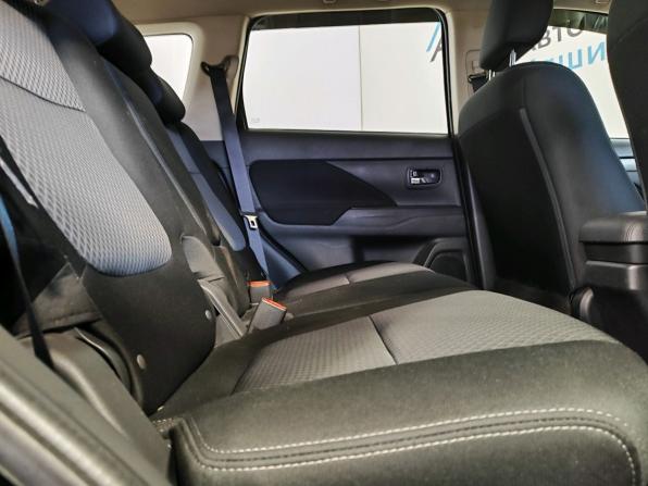 Mitsubishi Outlander III Рестайлинг 2 с пробегом 2017 года, цена 2 089 000 рублей, 71122 км, внедорожник, Автокод Объявления