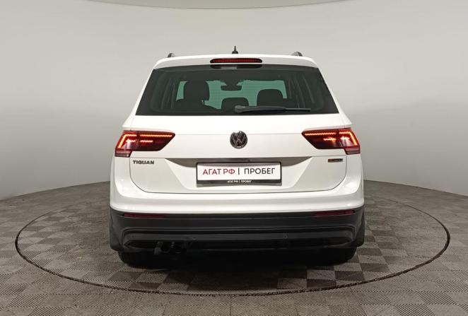 Volkswagen Tiguan II с пробегом 2020 года, цена 2 550 000 рублей, 136829 км, внедорожник, Автокод Объявления