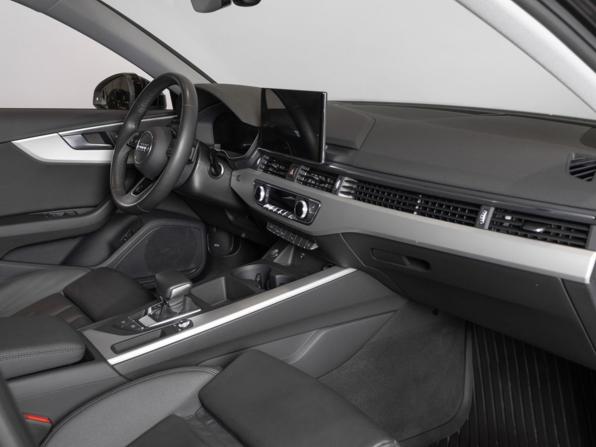 Audi A4 V (B9) Рестайлинг с пробегом 2021 года, цена 3 516 500 рублей, 55826 км, седан, Автокод Объявления