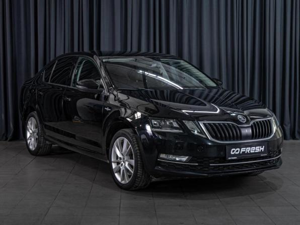 Skoda Octavia III (A7) Рестайлинг с пробегом 2019 года, цена 1 925 000 рублей, 168545 км, лифтбек, Автокод Объявления