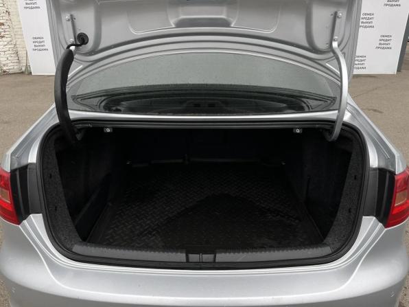 Volkswagen Jetta VI с пробегом 2012 года, цена 930 000 рублей, 175312 км, седан, Автокод Объявления