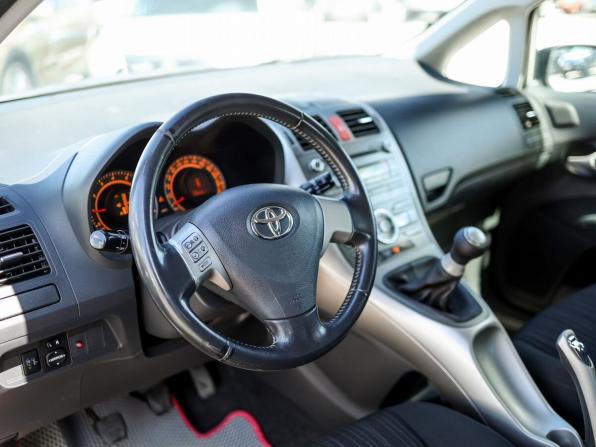 Toyota Auris I с пробегом 2008 года, цена 639 000 рублей, 229000 км, хэтчбек, Автокод Объявления