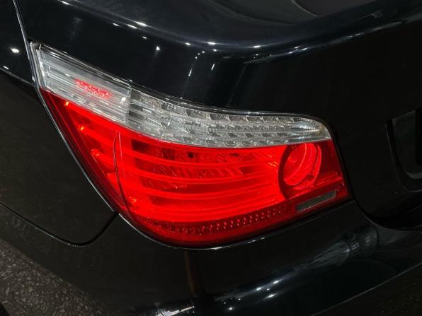 BMW 5 серии V (E60/E61) Рестайлинг с пробегом 2008 года, цена 970 000 рублей, 278004 км, седан, Автокод Объявления