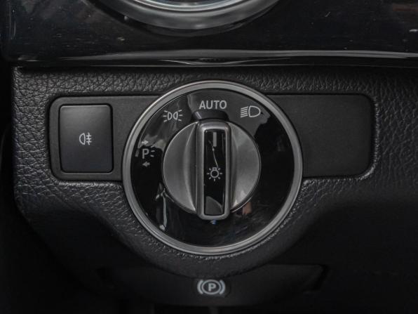 Mercedes-Benz GLK-Класс I (X204) Рестайлинг с пробегом 2013 года, цена 1 694 000 рублей, 238532 км, внедорожник, Автокод Объявления