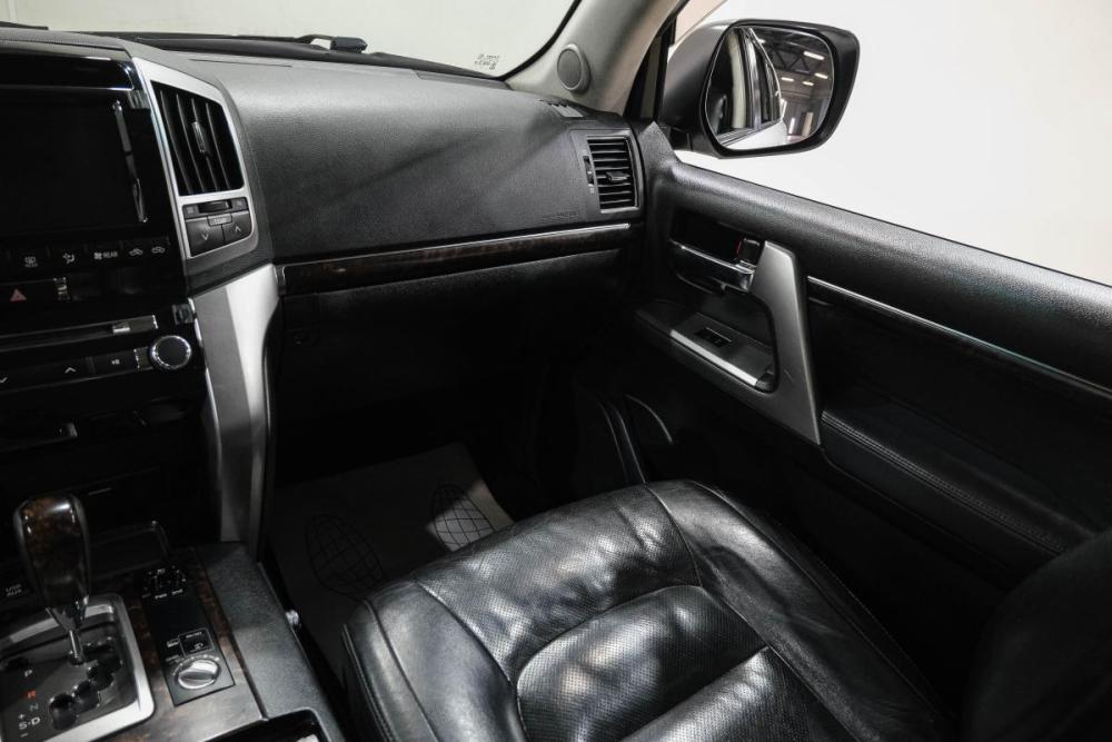 Toyota Land Cruiser 200 Series Рестайлинг 1 Новокузнецк  - изображение 18