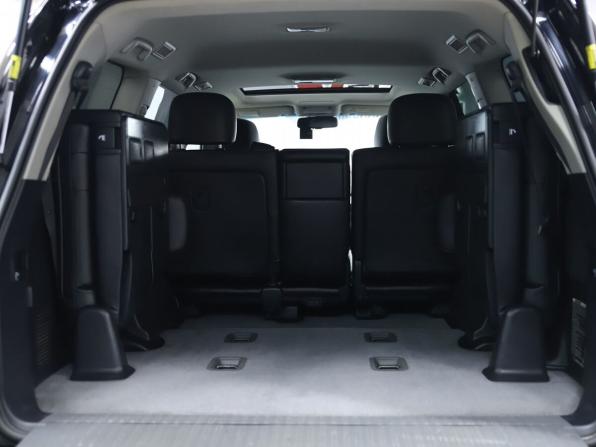 Toyota Land Cruiser 200 Series Рестайлинг 1 с пробегом 2013 года, цена 3 290 000 рублей, 367575 км, внедорожник, Автокод Объявления