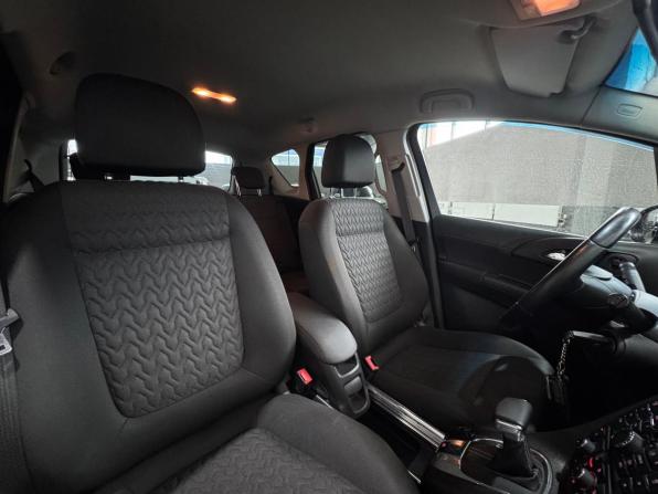 Opel Meriva B Рестайлинг с пробегом 2013 года, цена 820 000 рублей, 109000 км, минивэн, Автокод Объявления
