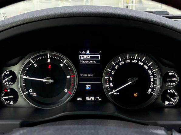 Toyota Land Cruiser 200 Series Рестайлинг 2 с пробегом 2015 года, цена 4 899 000 рублей, 192770 км, внедорожник, Автокод Объявления