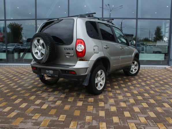 Chevrolet Niva I Рестайлинг с пробегом 2010 года, цена 361 000 рублей, 131800 км, внедорожник, Автокод Объявления