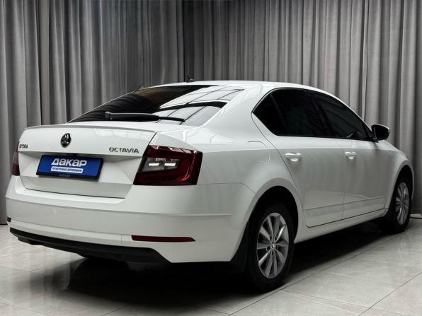 Skoda Octavia III (A7) с пробегом 2017 года, цена 1 949 000 рублей, 159518 км, лифтбек, Автокод Объявления