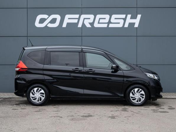 Honda Freed II с пробегом 2018 года, цена 1 540 000 рублей, 179124 км, компактвэн, Автокод Объявления