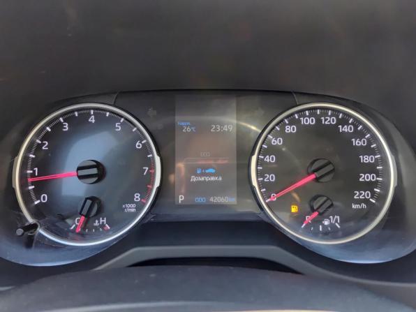 Toyota RAV4 V (XA50) с пробегом 2021 года, цена 3 900 000 рублей, 42062 км, внедорожник, Автокод Объявления