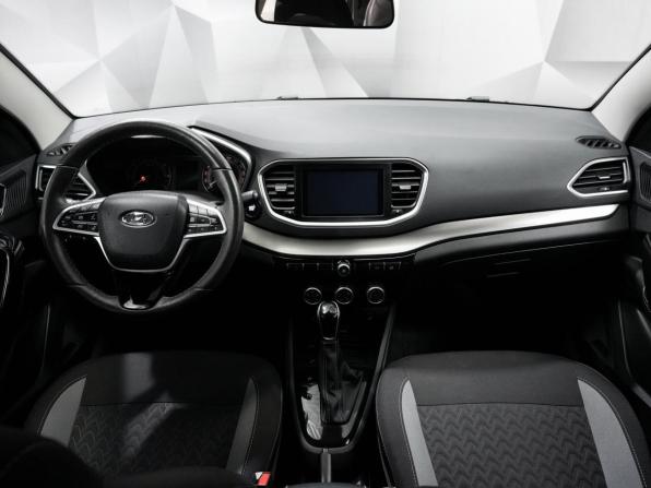 Lada (ВАЗ) Vesta I Рестайлинг (NG) с пробегом 2024 года, цена 1 391 000 рублей, 20540 км, седан, Автокод Объявления
