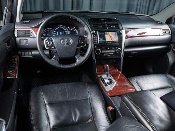 Toyota Camry VII (XV50) с пробегом 2013 года, цена 1 669 000 рублей, 258214 км, седан, Автокод Объявления