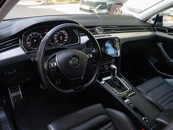 Volkswagen Passat B8 с пробегом 2019 года, цена 2 750 000 рублей, 57000 км, седан, Автокод Объявления