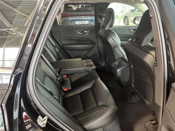Volvo XC60 II Рестайлинг с пробегом 2021 года, цена 4 955 900 рублей, 63719 км, внедорожник, Автокод Объявления