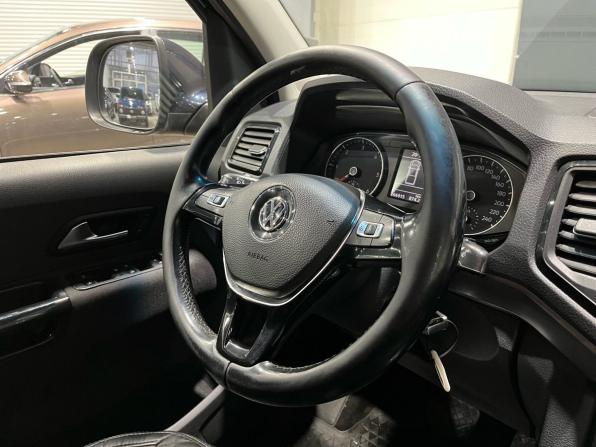 Volkswagen Amarok I Рестайлинг с пробегом 2018 года, цена 2 249 000 рублей, 266914 км, offers.body_type.unknown, Автокод Объявления