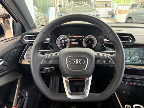 Новый Audi A3 IV (8Y) Рестайлинг 2026 года, цена 4 190 000 рублей, хэтчбек, Автокод Объявления
