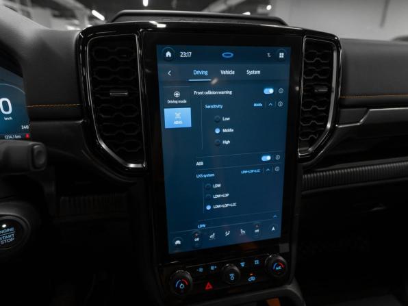 Ford Ranger T6.2 с пробегом 2024 года, цена 6 850 000 рублей, 1215 км, пикап, Автокод Объявления