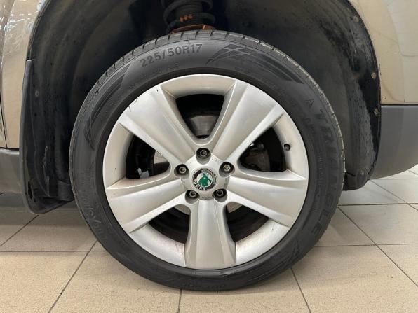 Skoda Yeti I с пробегом 2013 года, цена 870 000 рублей, 171879 км, внедорожник, Автокод Объявления