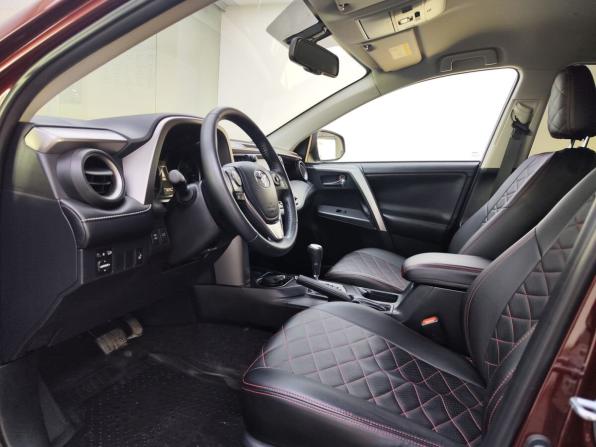 Toyota RAV4 IV (XA40) Рестайлинг с пробегом 2019 года, цена 3 200 000 рублей, 98000 км, внедорожник, Автокод Объявления