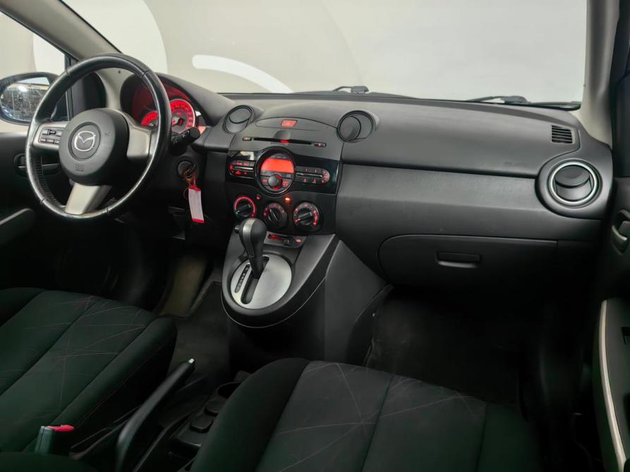 Mazda 2 II Рестайлинг (DE2) Москва  - изображение 7