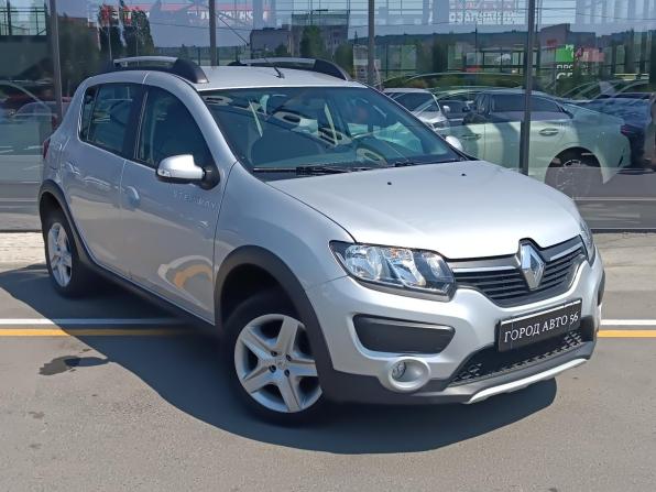 Renault Sandero II с пробегом 2017 года, цена 930 000 рублей, 138378 км, хэтчбек, Автокод Объявления