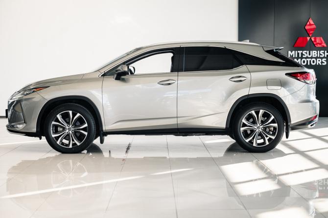 Lexus RX IV Рестайлинг с пробегом 2020 года, цена 5 700 000 рублей, 23673 км, внедорожник, Автокод Объявления