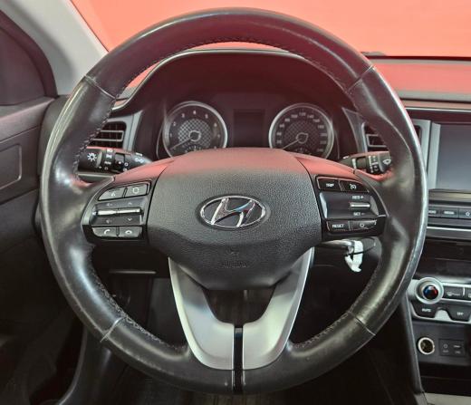 Hyundai Elantra VII (CN7) с пробегом 2020 года, цена 1 495 000 рублей, 175907 км, седан, Автокод Объявления