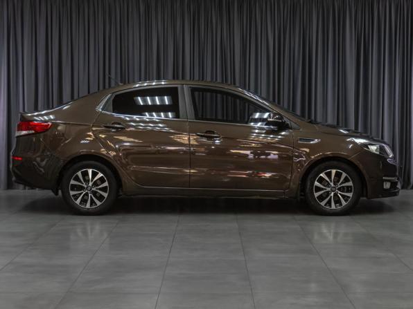 Kia Rio III Рестайлинг с пробегом 2016 года, цена 1 179 000 рублей, 104097 км, седан, Автокод Объявления