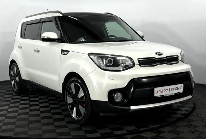 Kia Soul II Рестайлинг с пробегом 2018 года, цена 1 800 000 рублей, 63789 км, хэтчбек, Автокод Объявления