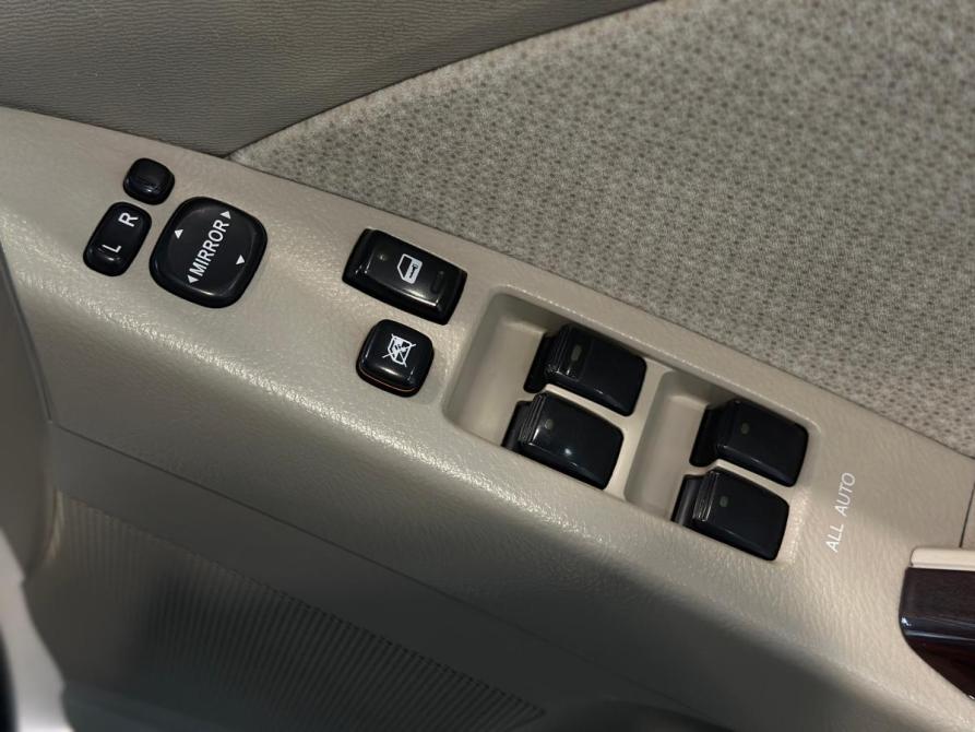 Toyota ISis I Рестайлинг Санкт-Петербург  - изображение 14