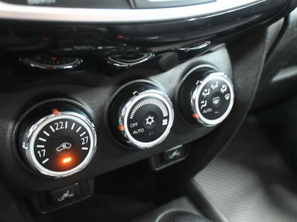 Mitsubishi ASX I Рестайлинг с пробегом 2014 года, цена 999 900 рублей, 160000 км, внедорожник, Автокод Объявления