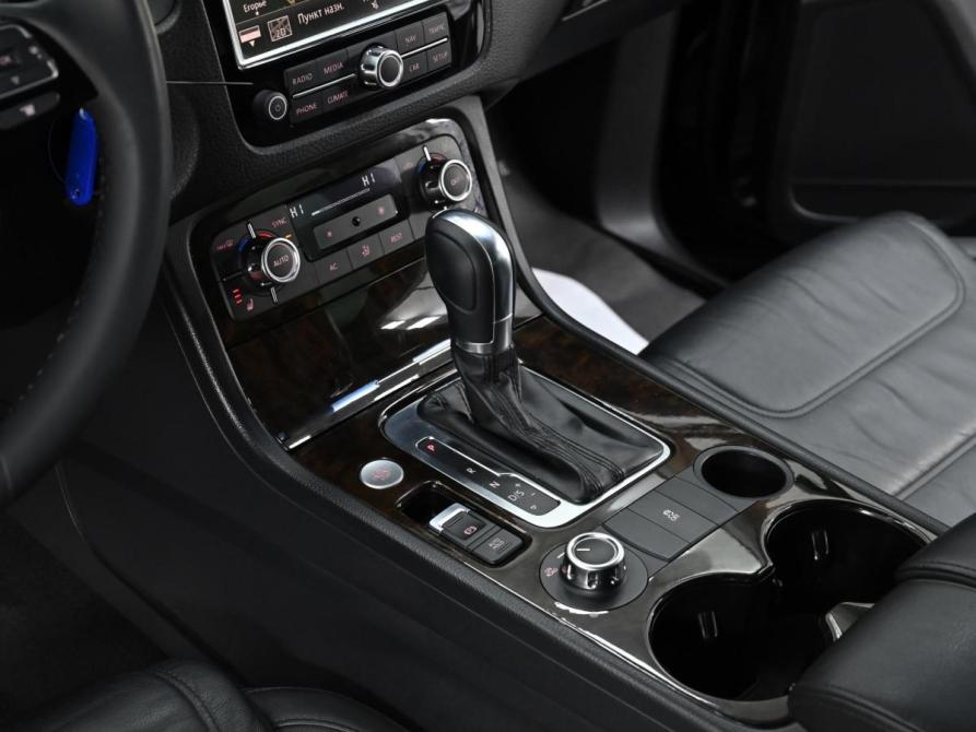 Volkswagen Touareg II Москва  - изображение 11