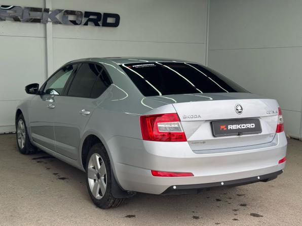 Skoda Octavia III (A7) с пробегом 2013 года, цена 1 299 000 рублей, 162500 км, лифтбек, Автокод Объявления