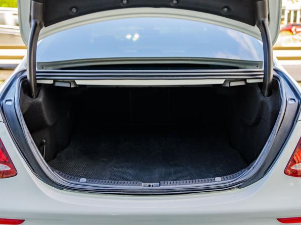 Mercedes-Benz E-Класс V (W213 S213 C238) с пробегом 2017 года, цена 2 528 000 рублей, 201945 км, седан, Автокод Объявления