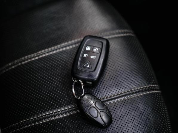 Land Rover Range Rover Sport I Рестайлинг с пробегом 2011 года, цена 1 670 000 рублей, 199073 км, внедорожник, Автокод Объявления