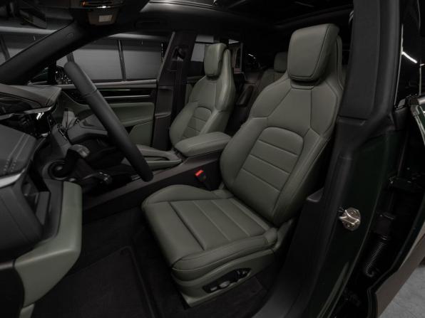 Porsche Macan II с пробегом 2026 года, цена 16 600 000 рублей, 1 км, внедорожник, Автокод Объявления