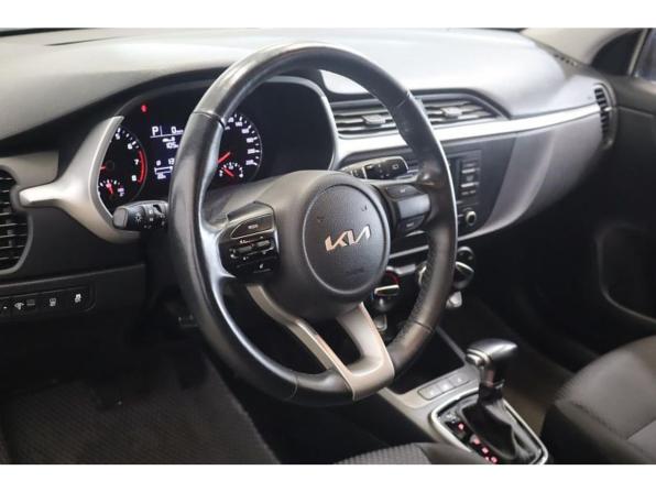 Kia Rio IV Рестайлинг с пробегом 2022 года, цена 1 574 000 рублей, 125882 км, хэтчбек, Автокод Объявления