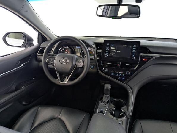 Toyota Camry VIII (XV70) Рестайлинг с пробегом 2021 года, цена 3 190 000 рублей, 47174 км, седан, Автокод Объявления